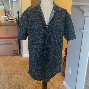 Mens Acyclic short see e button down shirt. Perfect for Turkey day and fall time